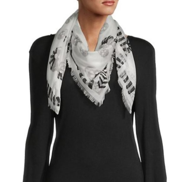 Alexander McQueen Accessories - Alexander McQueen Whipstitch Skull Scarf Ivory Grey